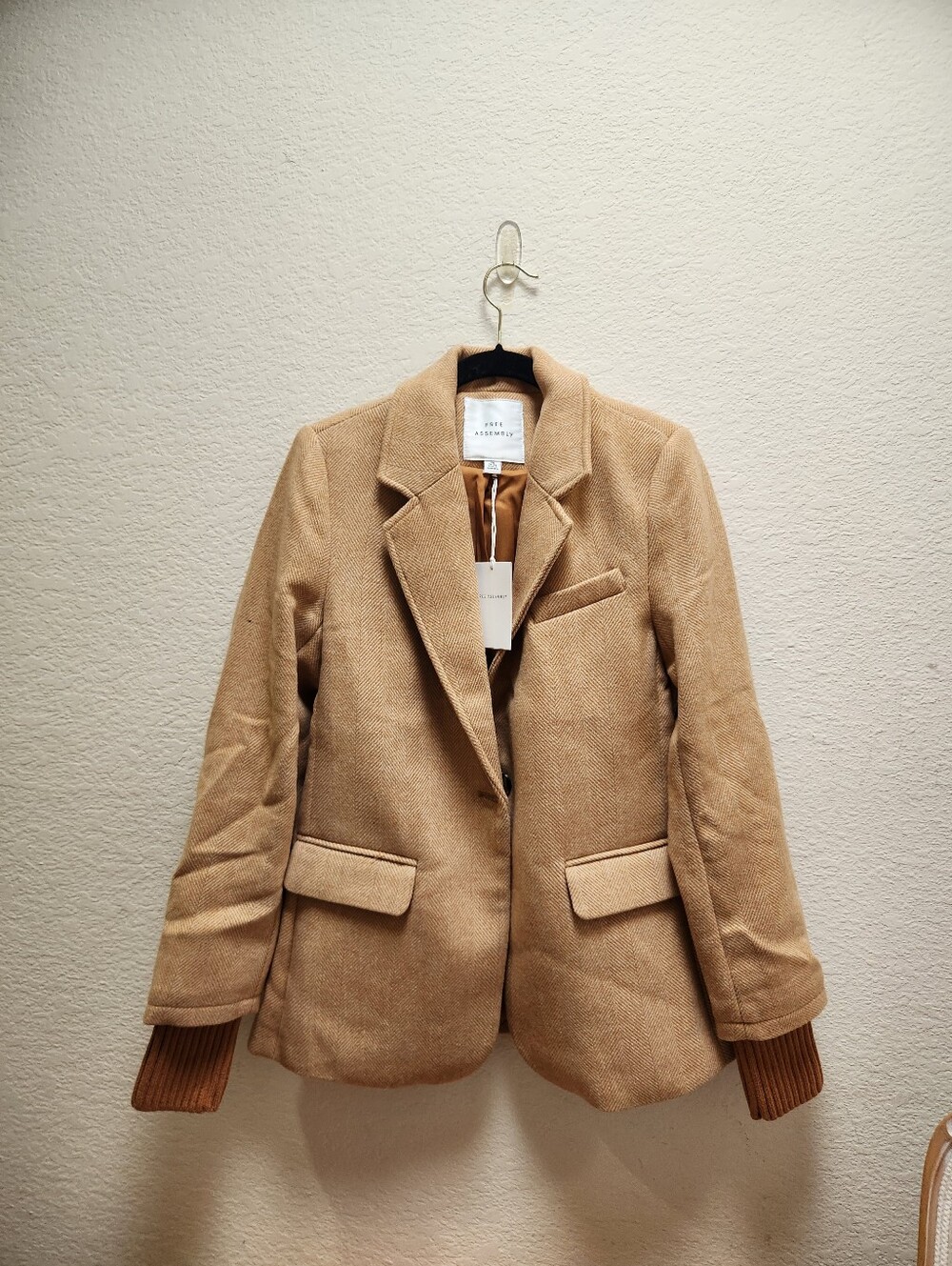 Free Assembly Women's Single-Breasted Blazer with Ribbed Cuff XSmall - Picture 3 of 7